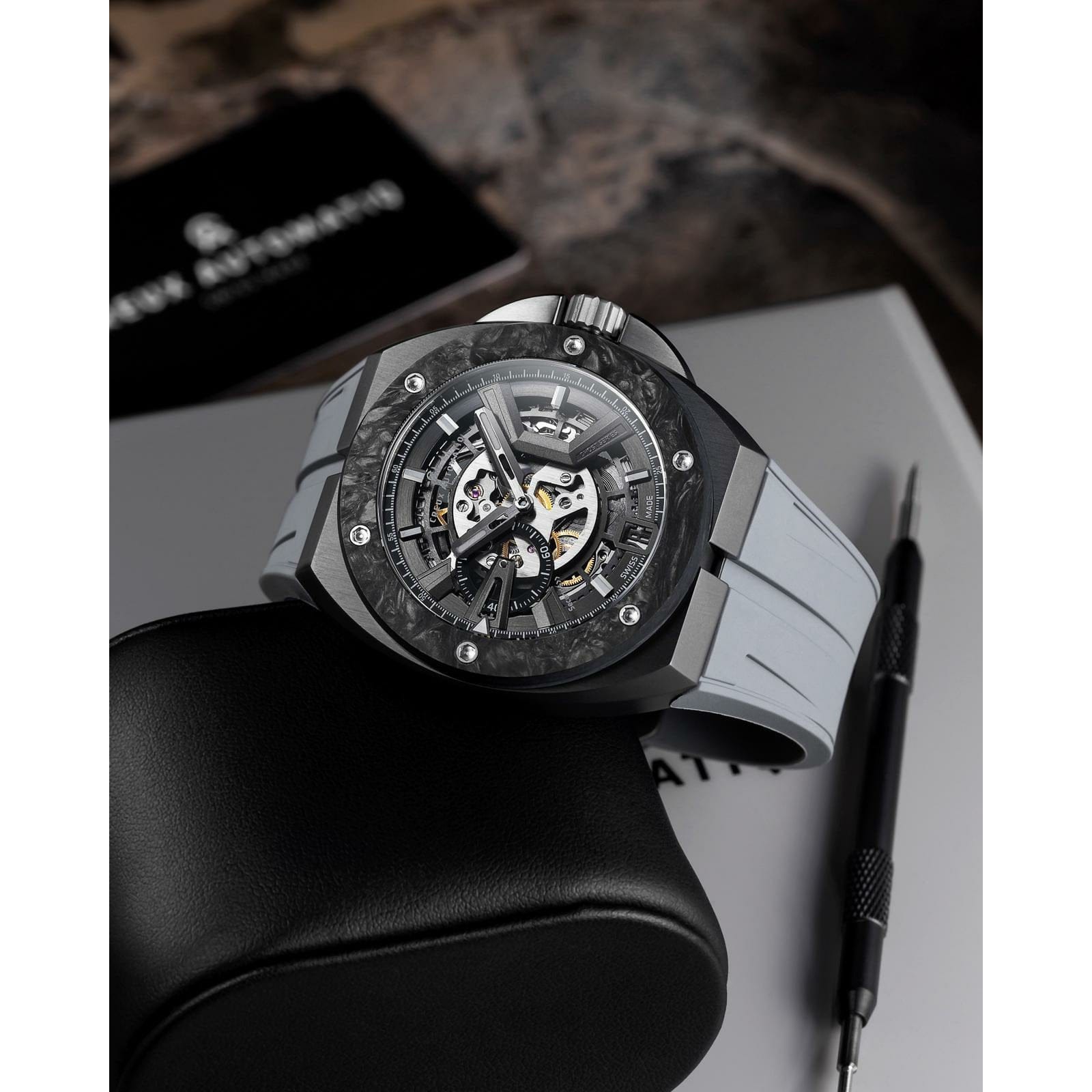 creux-automatiq-ghost-v3-mono-swiss-made-mens-watch
