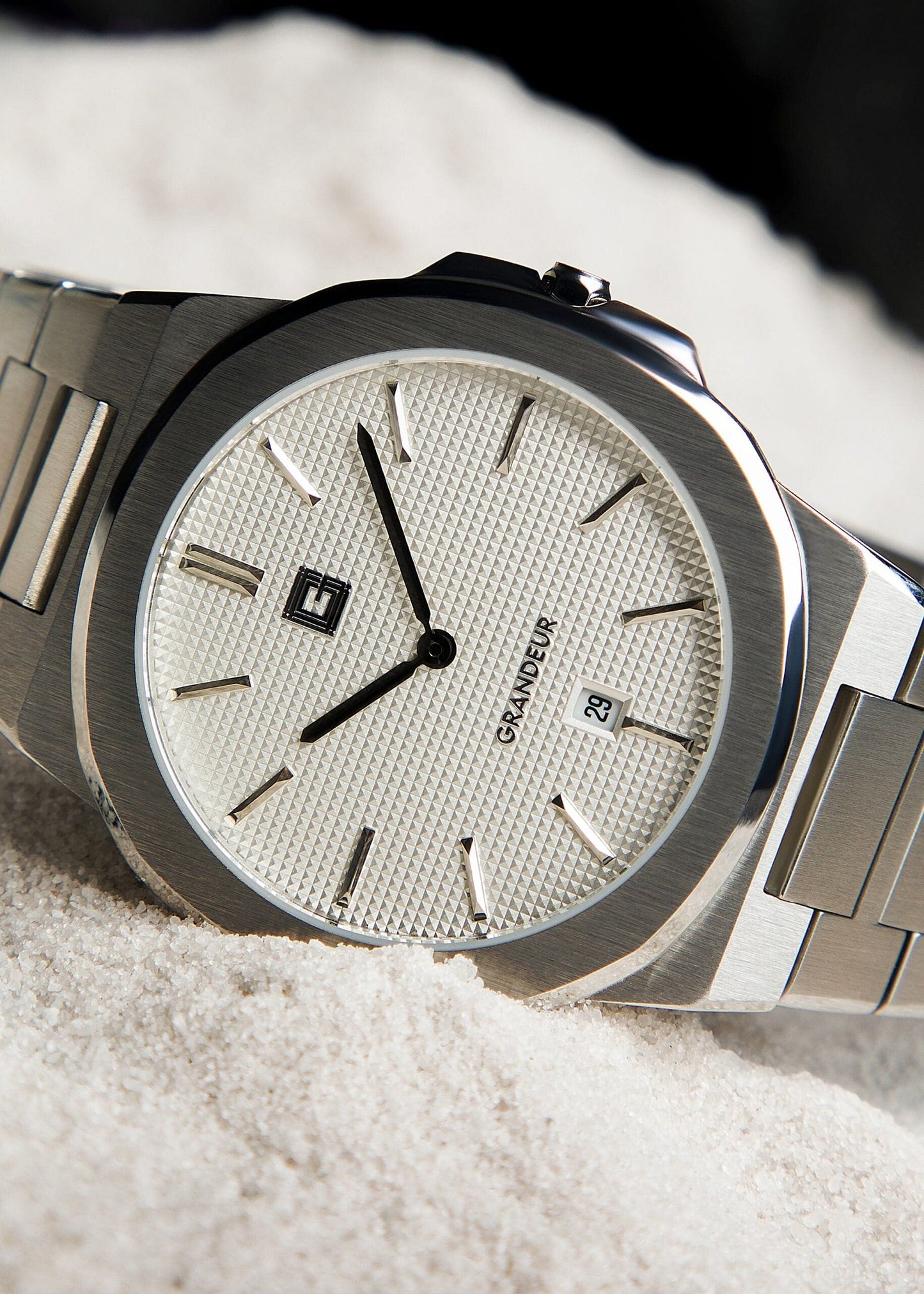 grandeur-white-diamond-ultra-thin-40-mm