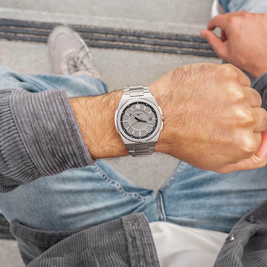 zinvo-rival-silver-42mm-watch