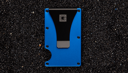 حامل بطاقات ألومنيوم أزرق سماوي من جرانديور rfid مقاس 85 × 45 ملم