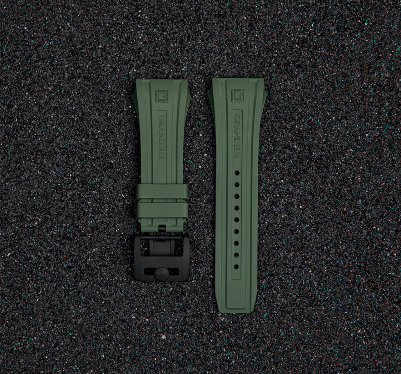 Grandeur Apple Watch Case Strap Green