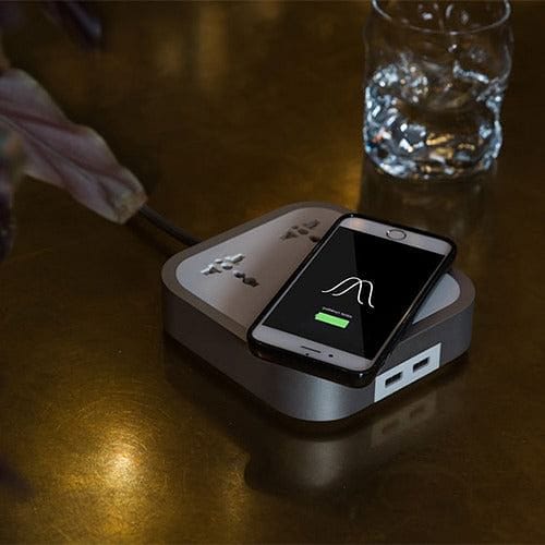 woodie-hub-absolute-grey-wireless-charger